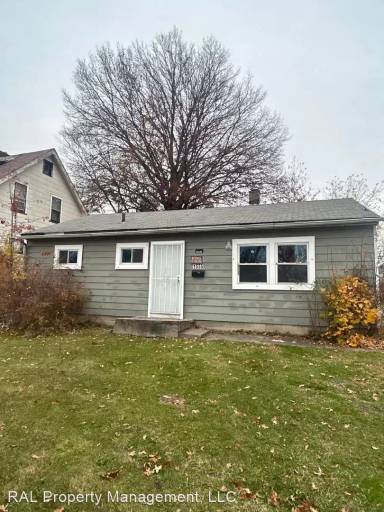 Main picture of 1555 E 172nd St