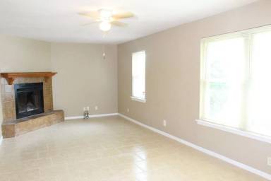 Main picture of 2234 Loyce Dr