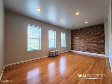 Main picture of 4225 N Paulina St