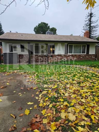 Main picture of 421 Tahoe Ave