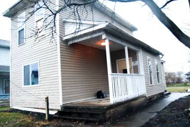 Main picture of 84 Curtis Ave