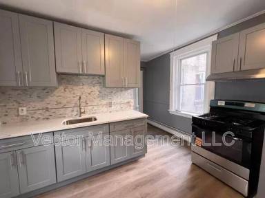 Main picture of 57 Whiting St