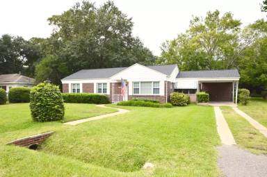 Main picture of 319 Cassina Rd