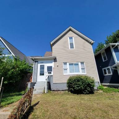 Main picture of 458 N Randolph St