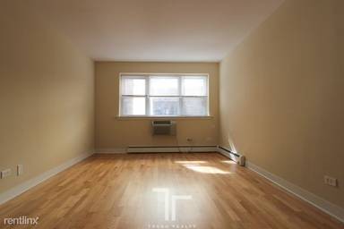 Main picture of 625 W Wrightwood Ave Apartments