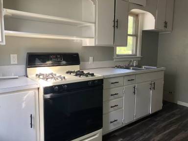 Main picture of 121 Butler Ave