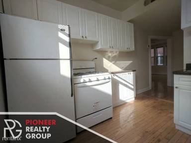Main picture of 550-60 W Aldine Ave