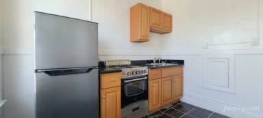 Main picture of 16B Sanchez St