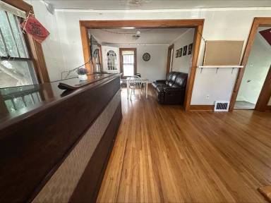 Main picture of 20 Valley Ave