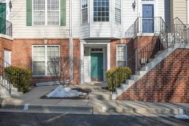Main picture of 33 Harbour Heights Dr