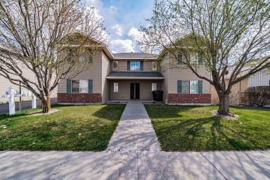 Main picture of 156 Stockham Blvd