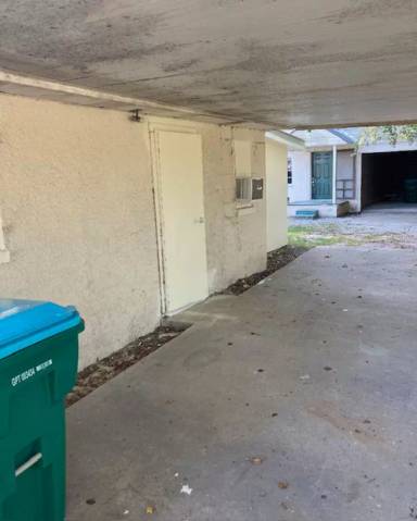 Main picture of 2209 34th St