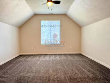 Main picture of 117 E 1910 N