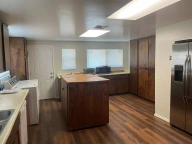 Main picture of 3630 Downey Way