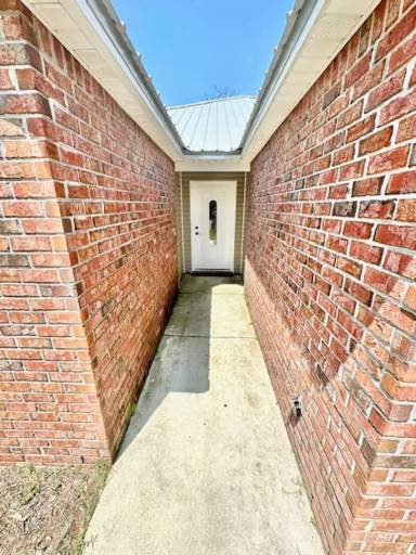 Main picture of 28 Cactus Rd