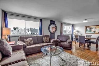 Main picture of 229 Grandview Ave
