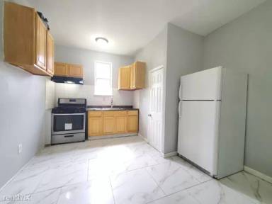 Main picture of 86 Stegman St