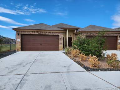 Main picture of 1494 Lucille St