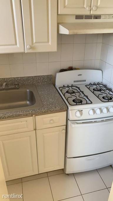 Main picture of 35 Kensington Ave