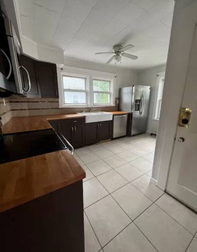 Main picture of 434 River Ave