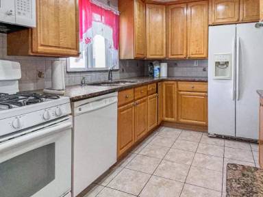 Main picture of 1 Nolan Ave