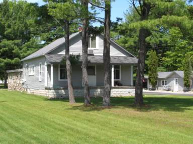 Main picture of 3761 4 Mile Rd N