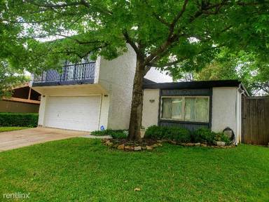 Main picture of 1607 Hawthorne Dr