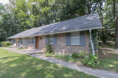 Main picture of 1615 Radcliffe Dr