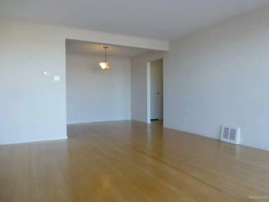 Main picture of 11 Crestline Dr