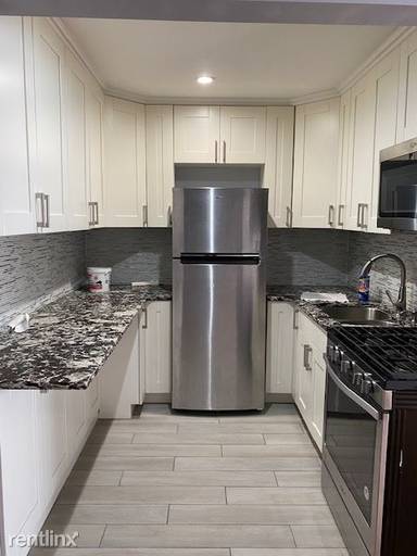 Main picture of 697 Evergreen Ave