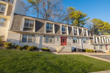 Main picture of Westside Court