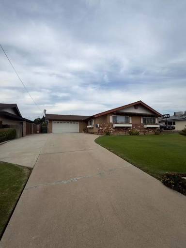 Main picture of 4301 Skye Dr