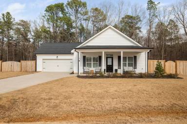 Main picture of 173 E Battery Cir