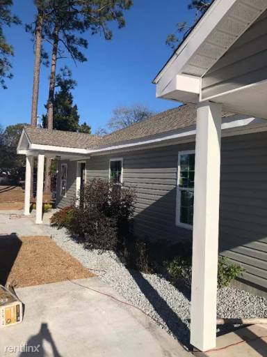 Main picture of 600-10 Lesia Ln