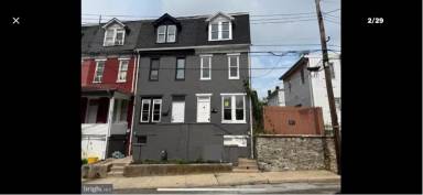 Main picture of 633 Cleveland Ave
