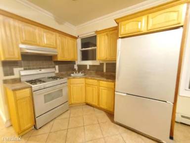 Main picture of 399 Union St