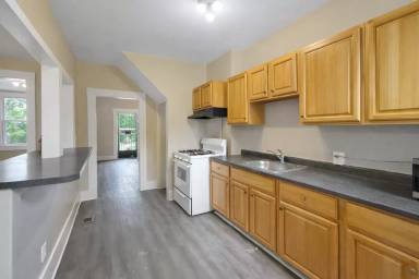 Main picture of 2113 Belair Rd