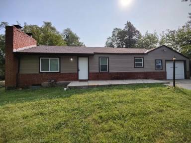 Main picture of 7801 Smalley Ave