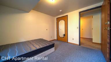Main picture of 230 W Lakelawn Pl