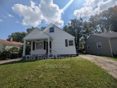 Main picture of 1950 Shaftesbury Rd