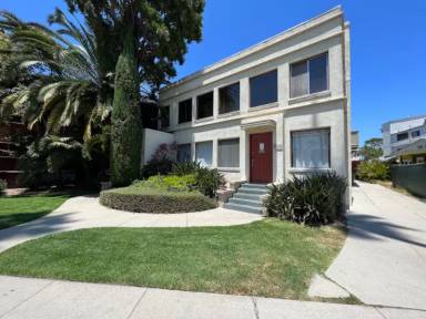 Main picture of 2610 Abbot Kinney Blvd