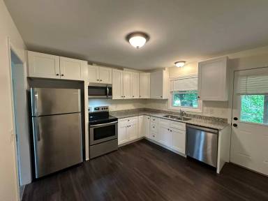 Main picture of 650 4th St