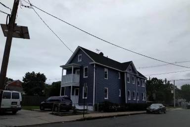 Main picture of 33 Guilden St