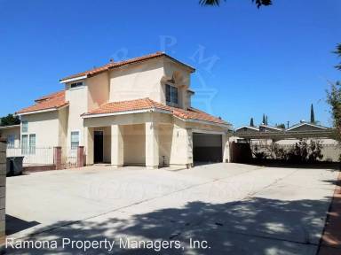 Main picture of 3339 Puente Ave