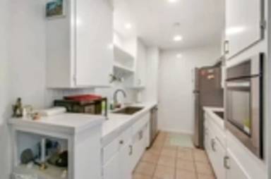 Main picture of 801 E 1st St