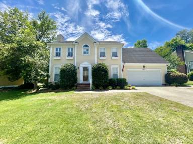Main picture of 2923 Dark Branch Rd