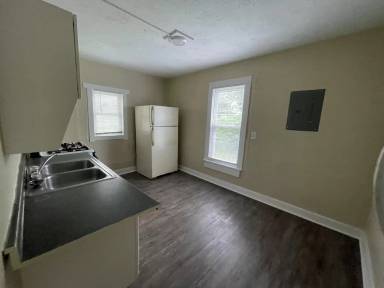 Main picture of 820 Huffman Ave