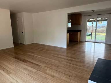 Main picture of 11106 3rd Pl SE