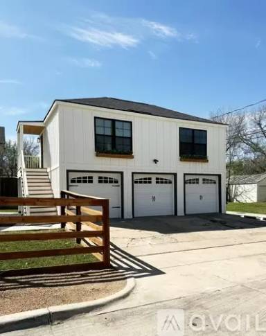 Main picture of 3900 Bryce Ave
