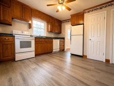 Main picture of 608 N Wilba Rd